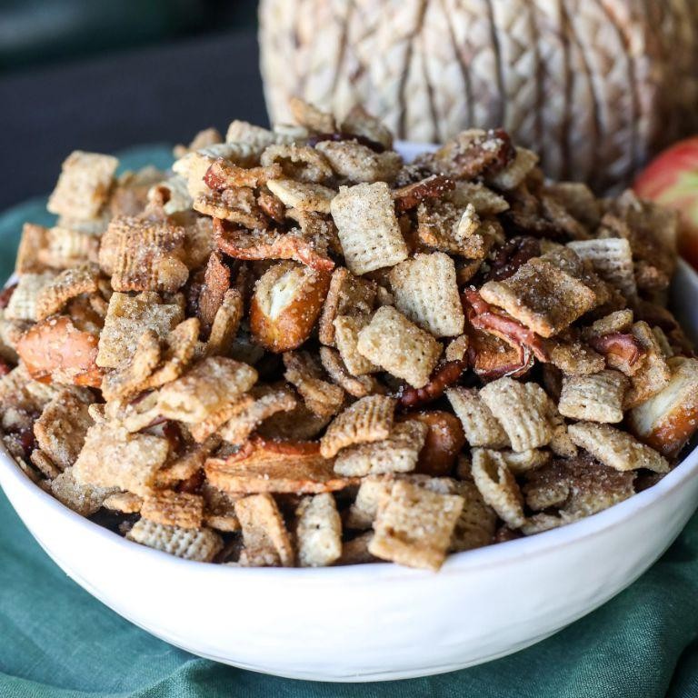 Apple Cinnamon Chex Mix