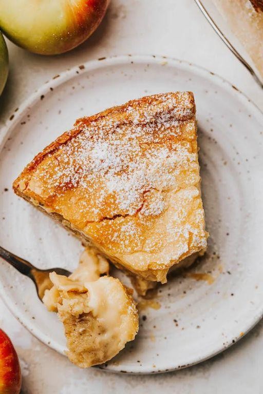 Apple Cinnamon Gooey Butter Cake
