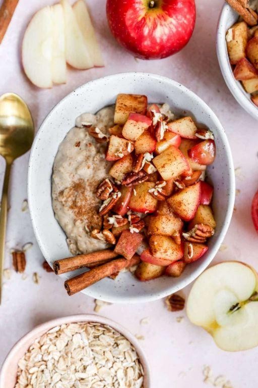 Apple Cinnamon Protein Porridge