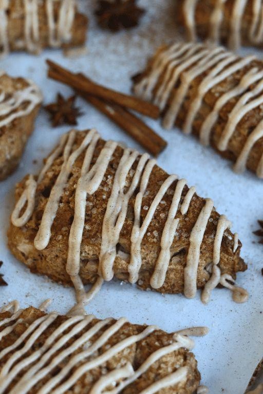 Apple Oatmeal Scones with Cinnamon Glaze