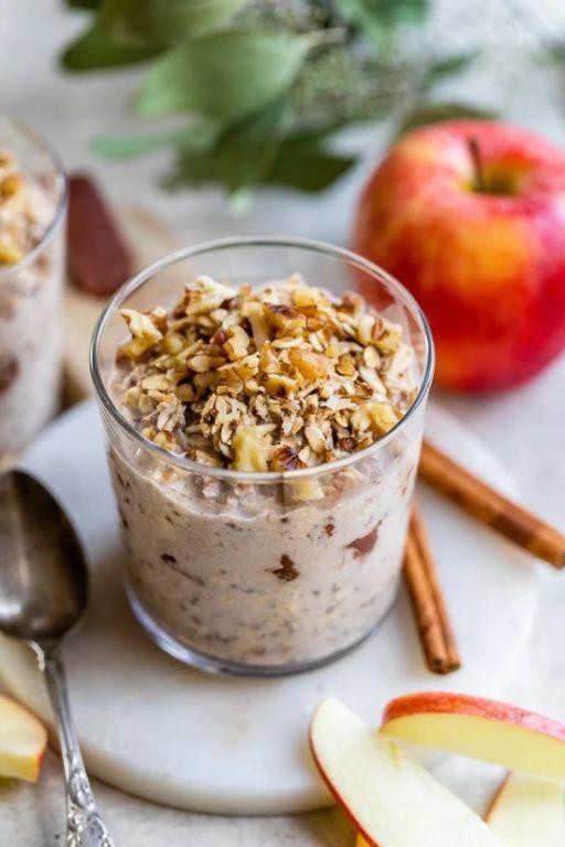 Apple Pie Overnight Oats