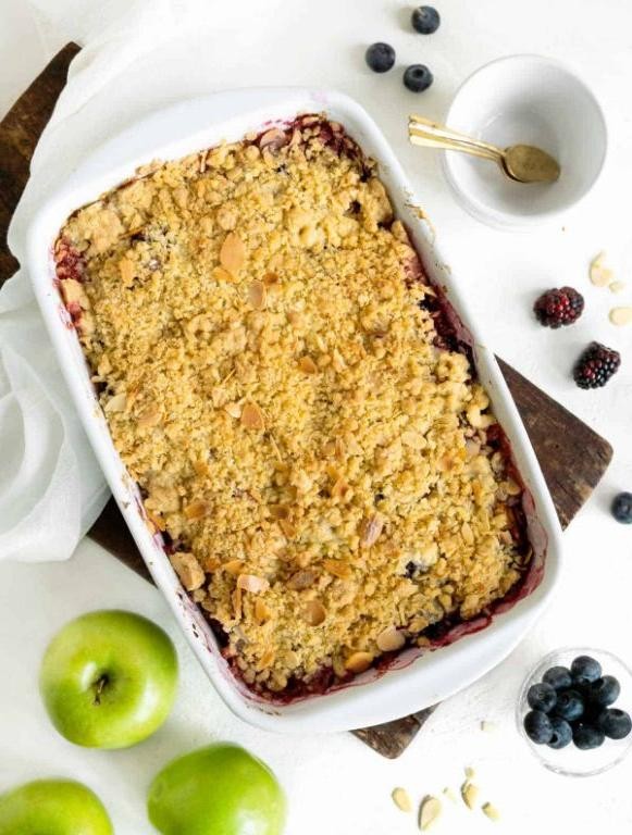 Aronia Berry and Apple Crumble