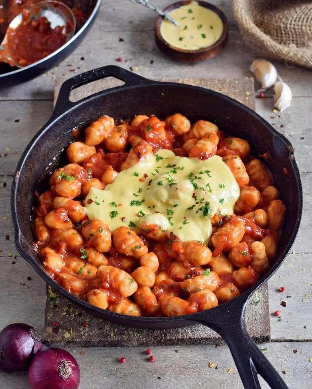 Arrabbiata Sauce with Spinach and Gnocchi