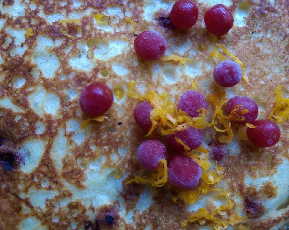 Autumn Olive Pancakes with Maple Syrup
