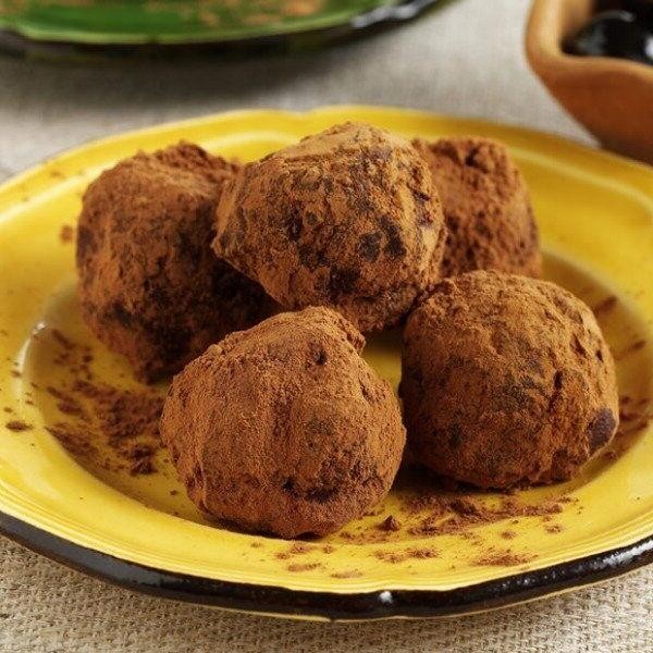 Autumn Olive and Dark Chocolate Truffles