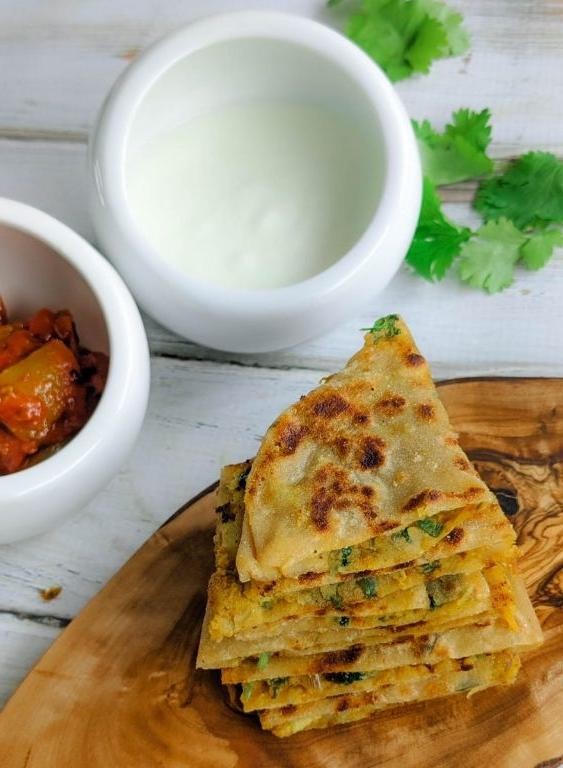 Avocado Paratha (Creamy Avocado Stuffed Paratha)