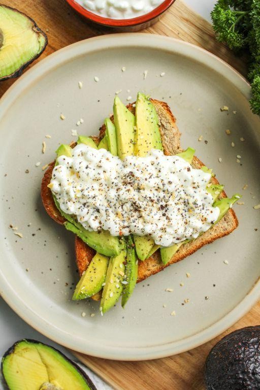 Avocado and cottage cheese toast