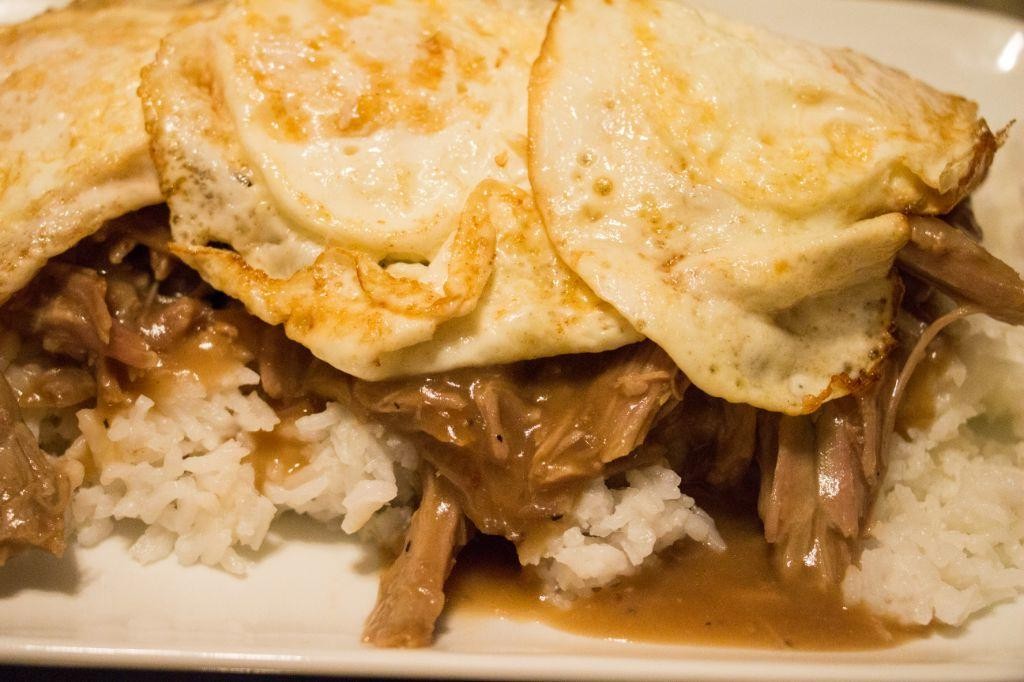 BBQ Pulled Pork Loco Moco
