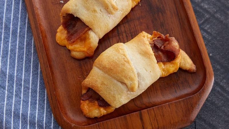 Bacon and Cheddar Stuffed Crescent Rolls