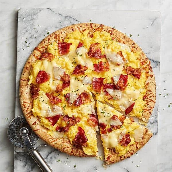 Bacon and Egg Breakfast Pizza