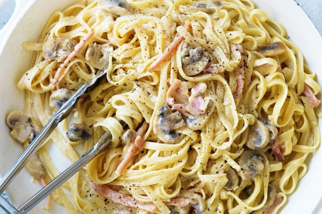 Bacon and Mushroom Carbonara Pasta Bake