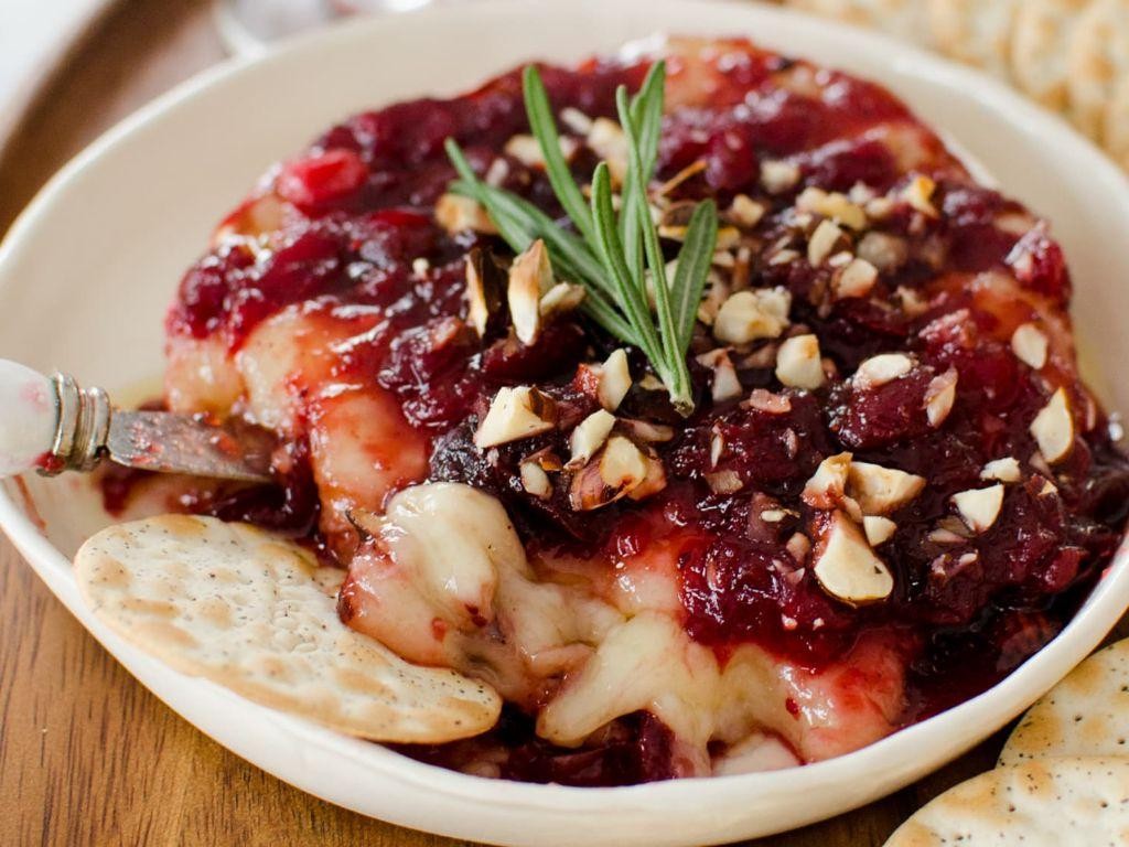 Baked Brie with Cranberry Sauce