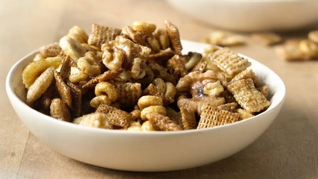 Banana Bread Chex Mix