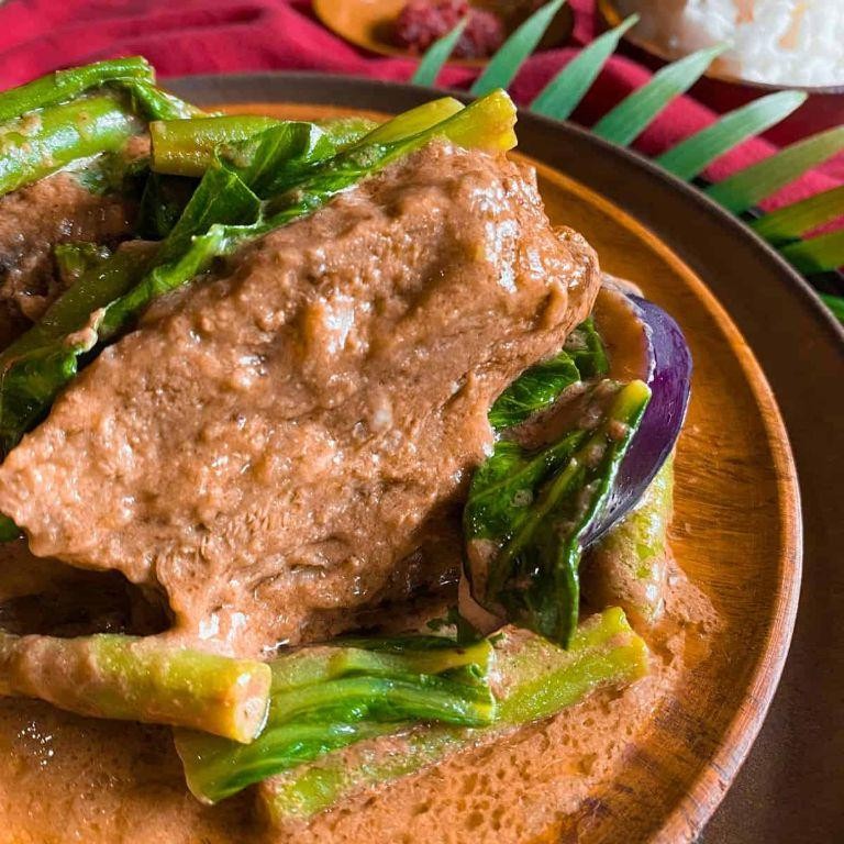Beef Kare-Kare