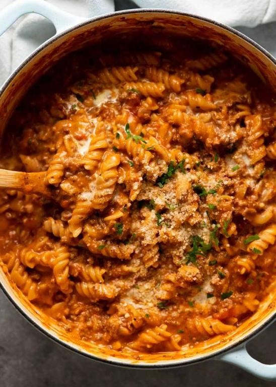 Beefy Tomato Pasta