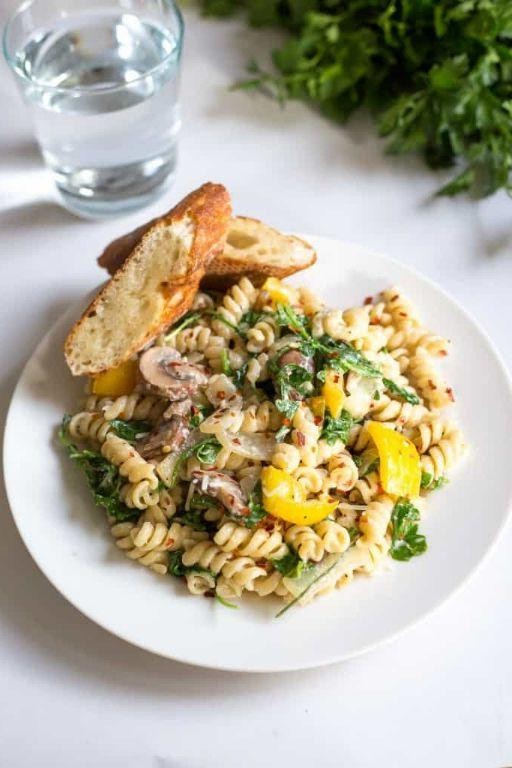 Bell Pepper and Mushroom Alfredo Pasta