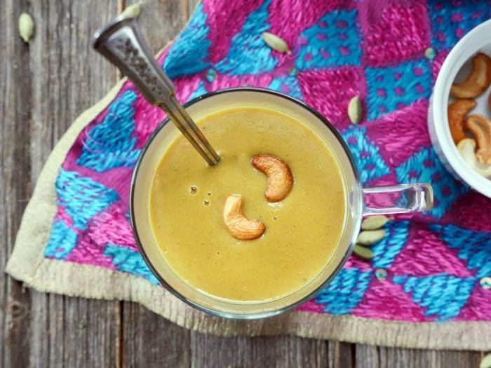 Besan Ka Sheera (Chickpea Flour Sweet Porridge)