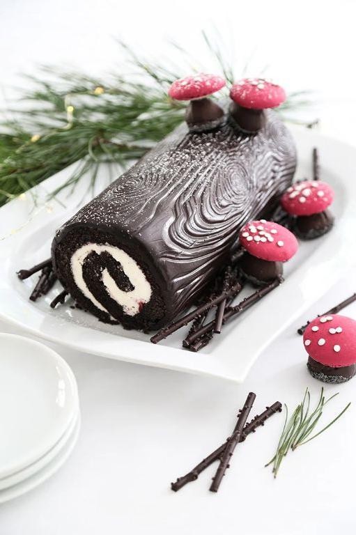 Black Forest Buche de Noel