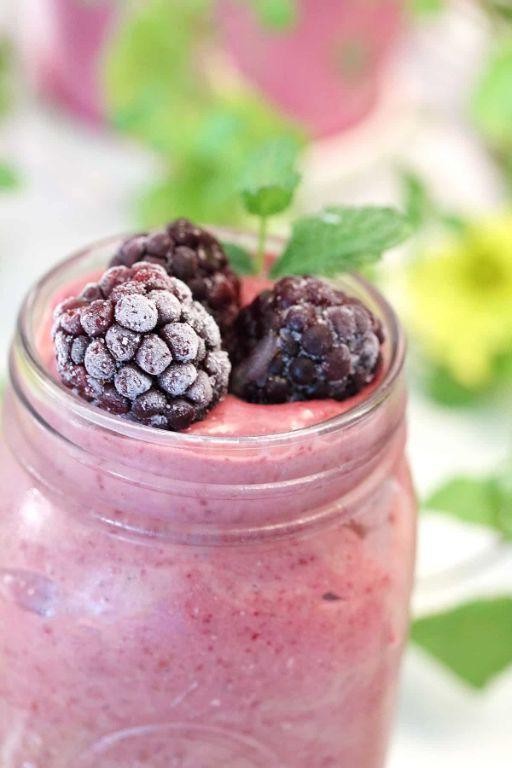 Blackberry Flaxseed Omega Shake