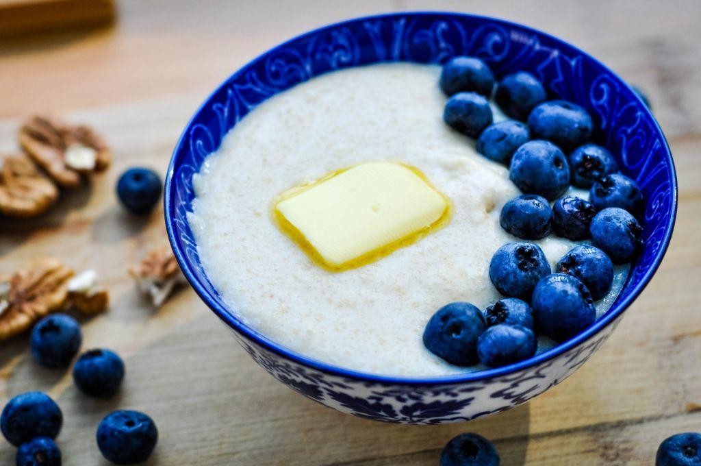 Blueberry Almond Cream of Wheat Bowl