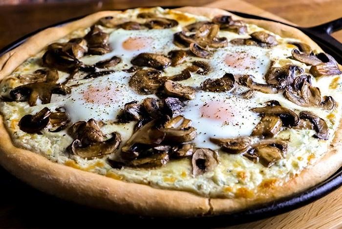 20 Delicious Breakfast Pizza Recipes for Busy Mornings