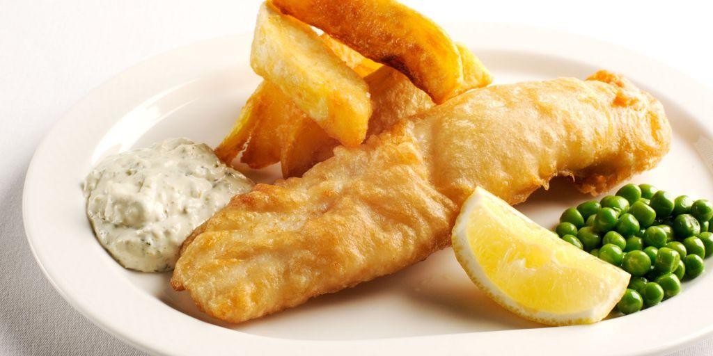 British Fish and Chips with Tartar Sauce