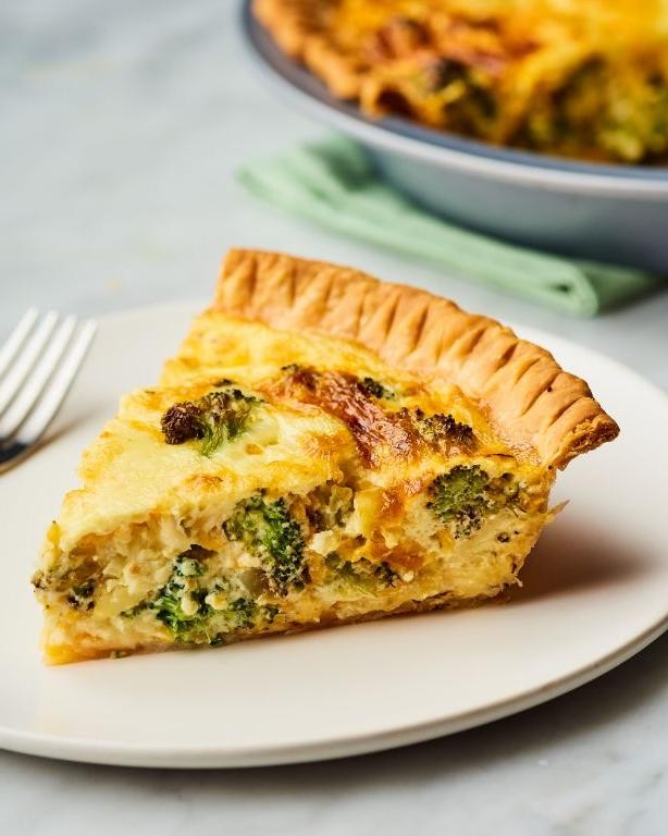 Broccoli and Cheddar Vegetarian Quiche