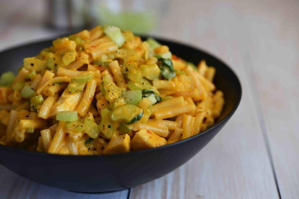 Buffalo Chicken Kraft Mac and Cheese