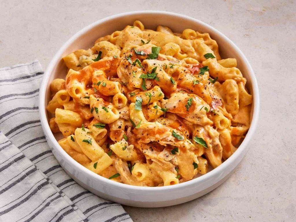 Buffalo Chicken Mac and Cheese