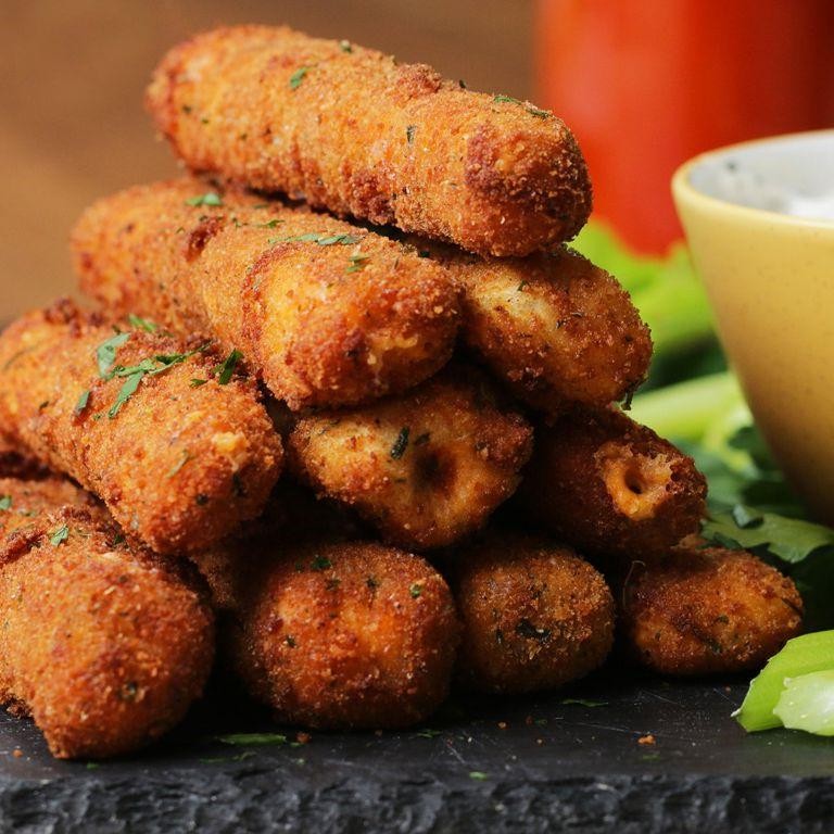 Buffalo Chicken Mozzarella Sticks