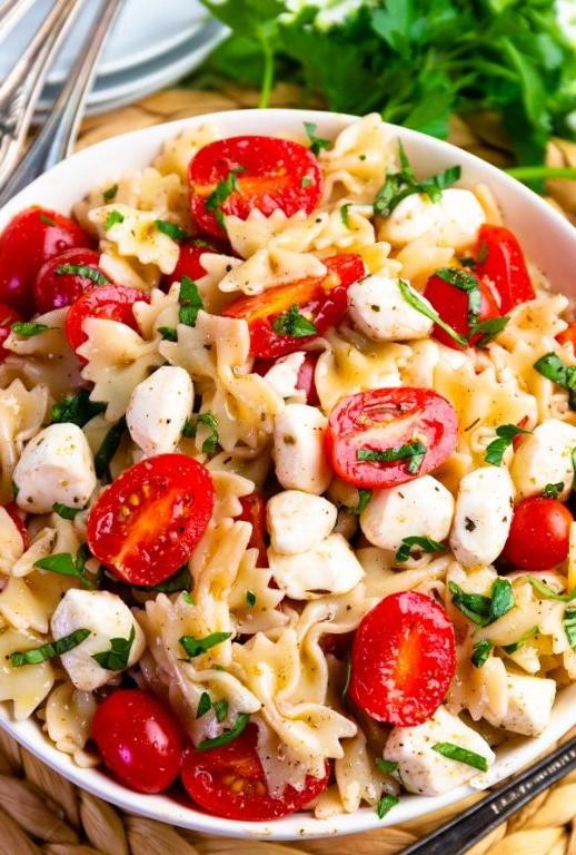 Caprese Pasta Salad with Fresh Basil