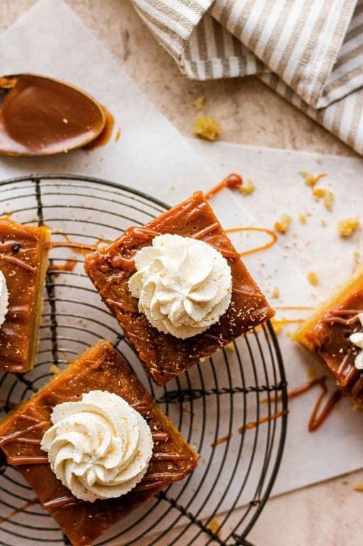 Caramel Drizzle Pumpkin Pie Squares