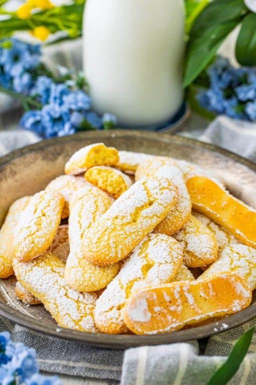 Caramel Drizzled Ladyfinger Cookies