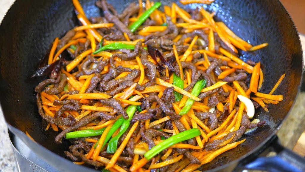 Carrot and Beef Stir-Fry