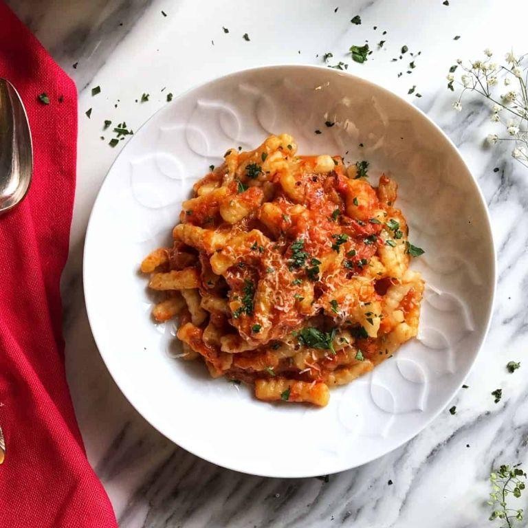 Cavatelli with Roasted Red Pepper Sauce