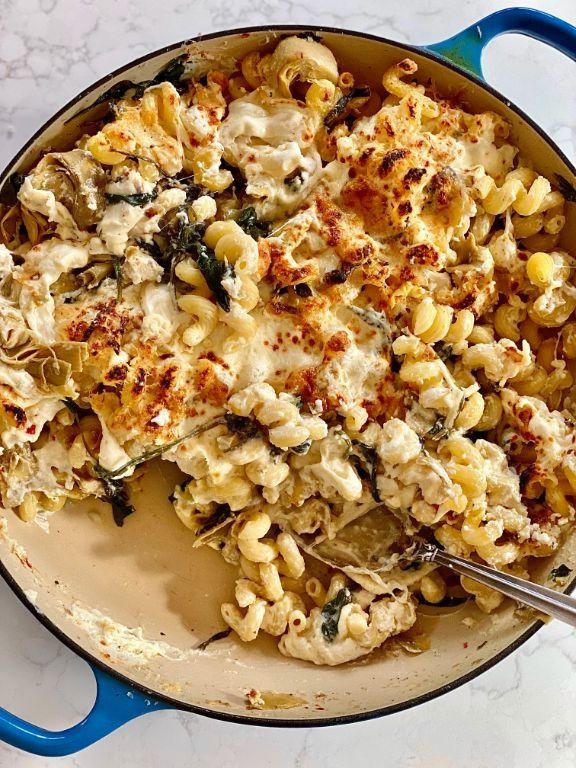 Cheesy Spinach and Artichoke Pasta Bake