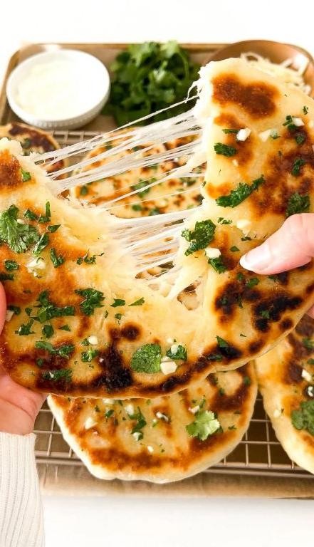 Cheesy Stuffed Mini Naan