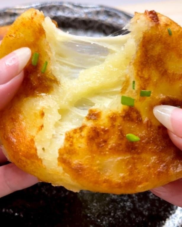 Cheesy potato pancakes