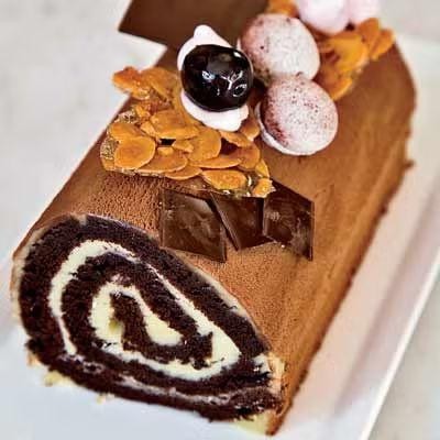 Cherry Cheesecake Buche de Noel