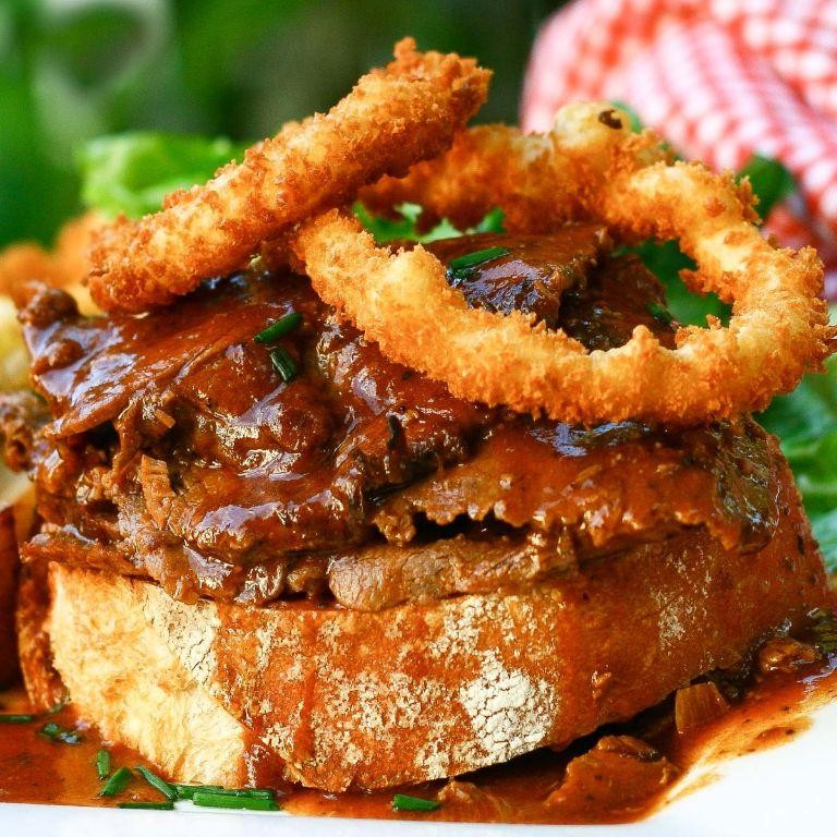 Chicago Beef Sandwich with Crispy Onion Strings