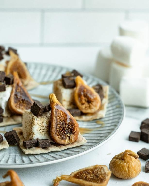 18 Crispy Lavosh Recipes Perfect for Snacking