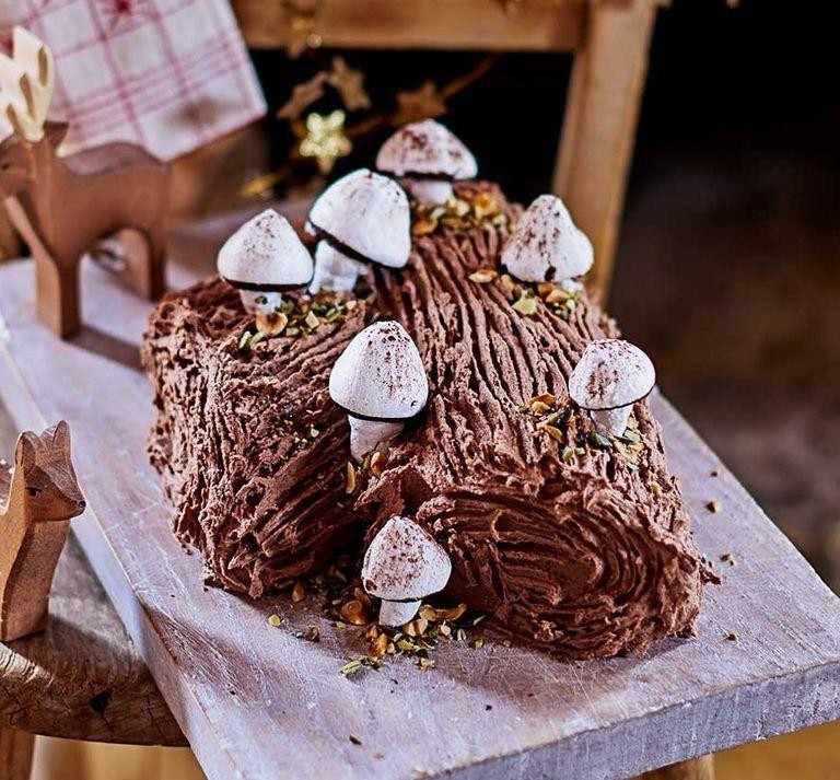 Chocolate Hazelnut Yule Log Pie