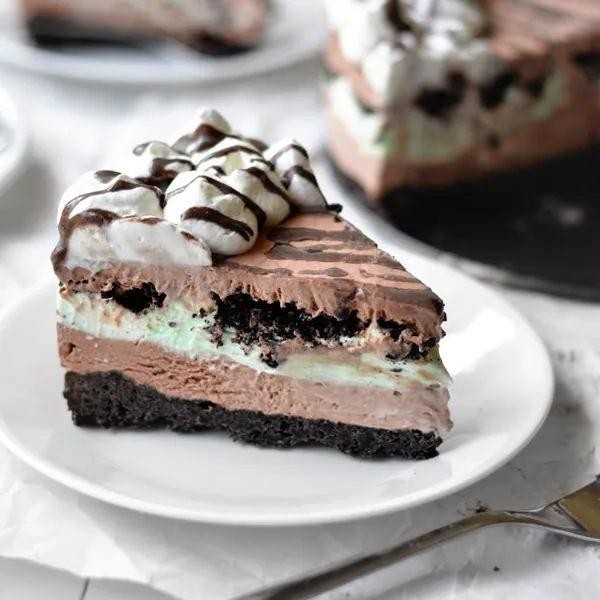 Chocolate Mint Oreo Pie