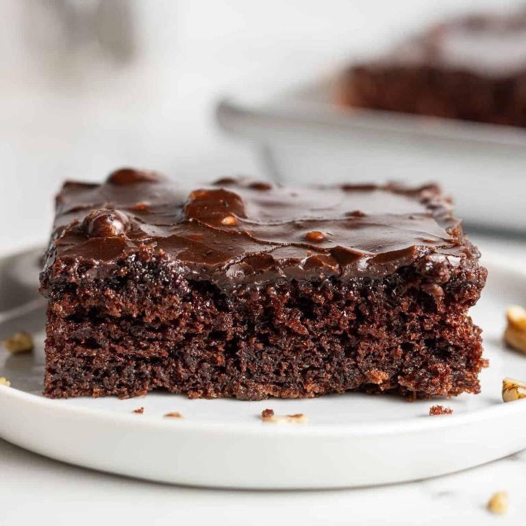 Cinnamon Spiced Texas Sheet Cake