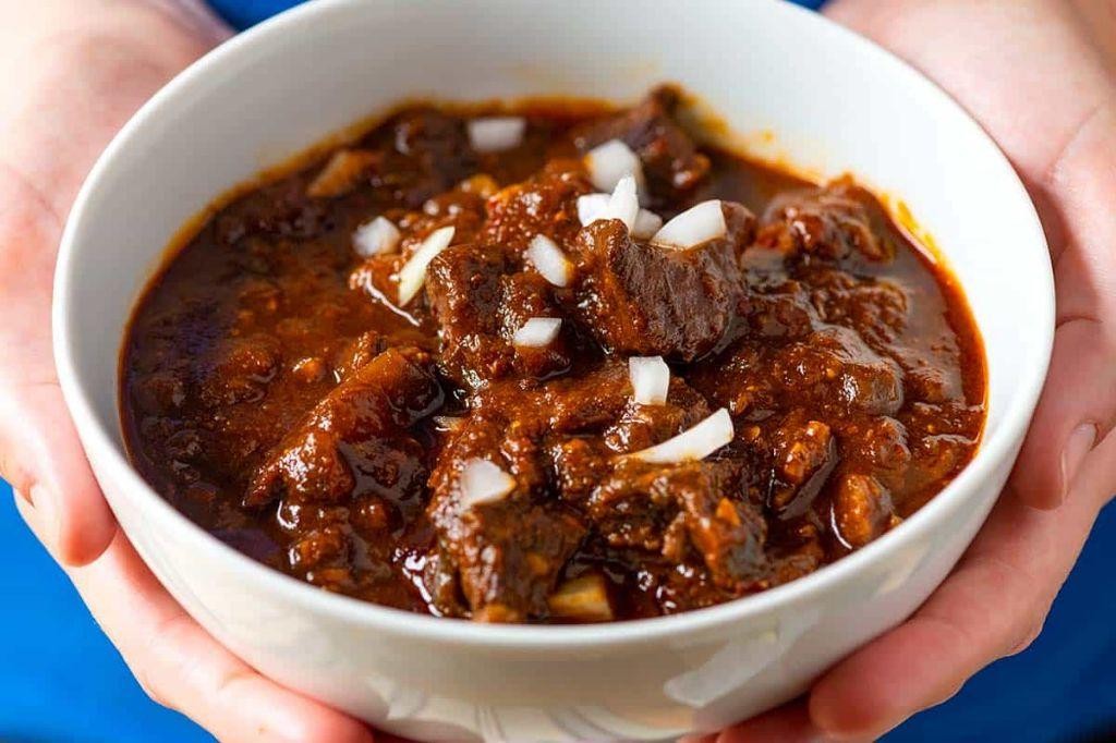 Classic Texas Red Chili with Beef and Chiles
