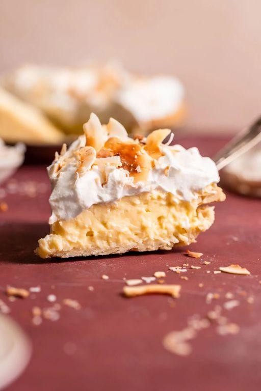 Coconut Cream Snowflake Pie