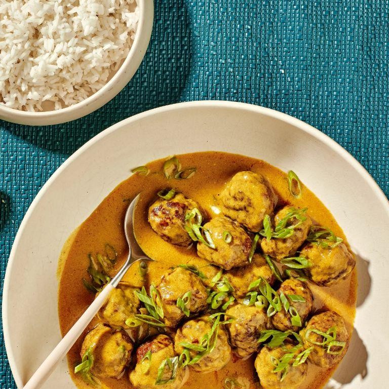 Coconut Curry Meatballs in Creamy Sauce