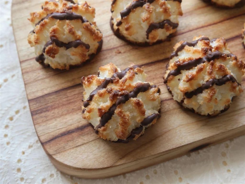 Coconut Macaroon Air Fryer Cookies