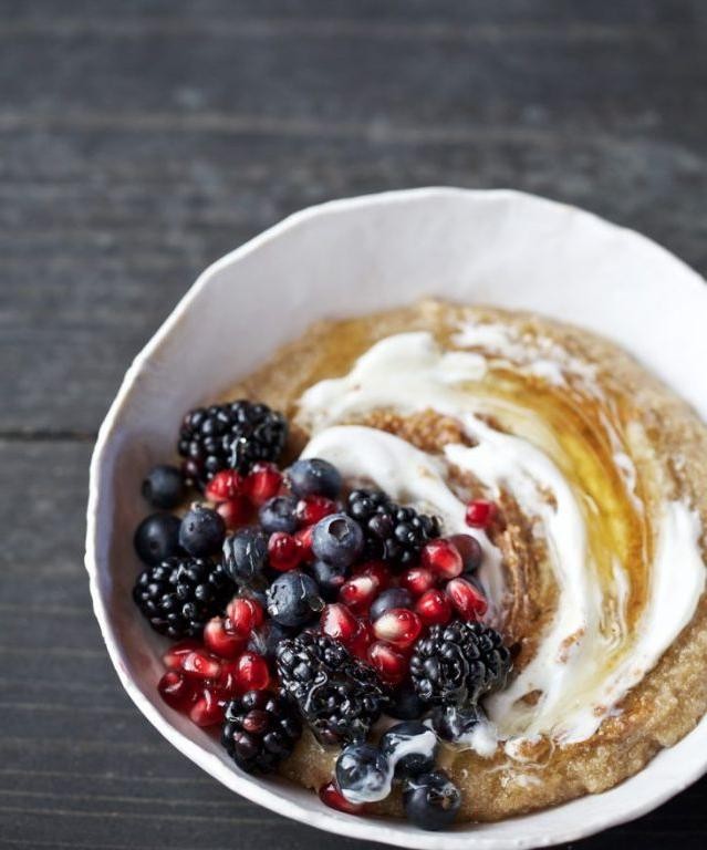 Creamy Amaranth Porridge with Berries