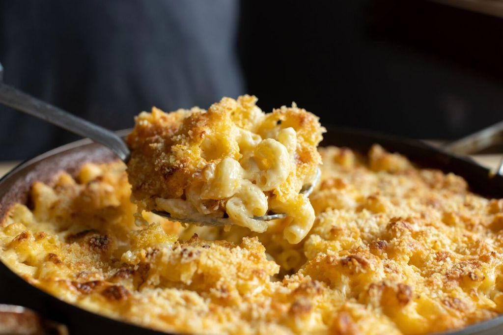 Creamy Habanero Mac and Cheese